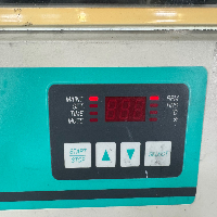 New Brunswick I2400 Incubator Shaker image 2
